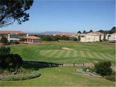 Apartment for sale in Plettenberg Bay (Province of the Western Cape)