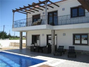 Villa for sale in Lourinha (Lisboa)