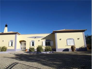 Villa for sale in Tavira (Faro)
