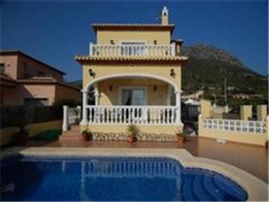 Villa for sale in Sagra (Valencia)