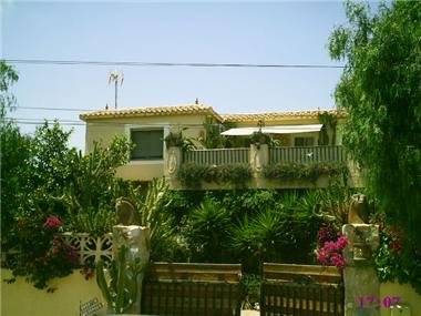 Villa for sale in La Bana (Galicia)