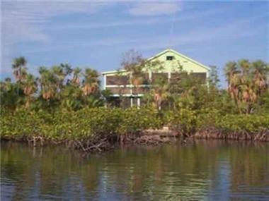 House for sale in Placentia Village (Stann Creek District)
