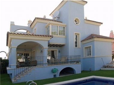 Villa for sale in San Pedro de Alcantara (Andalucia)