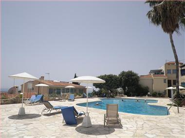 Apartment for sale in Khlorakas (Paphos)