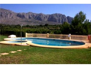 Bungalow for sale in Beniarbeig (Valencia)