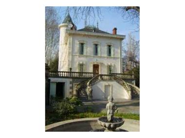 Palace for sale in Herault (Languedoc-Roussillon)