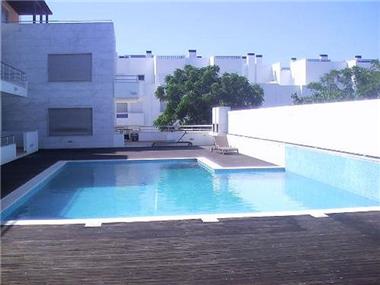 Apartment       for sale in Santa Luzia (Faro)