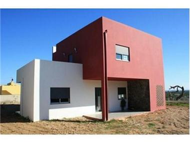 Villa / Townhouse for sale in Santo Estevao (Faro)