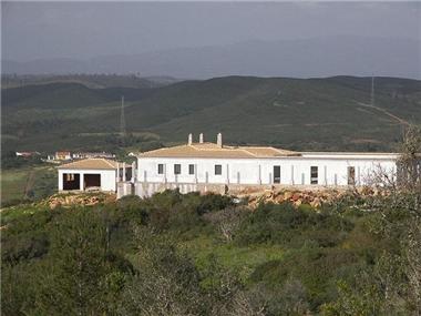 Villa / Townhouse for sale in Urbaniza��o Colinas Verdes (Faro)