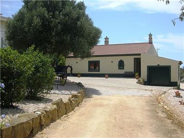 Villa / Townhouse for sale in Ferrel (Faro)