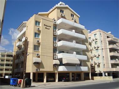 Apartment for sale in Mackenzie (Larnaca)