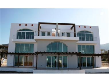 Apartment       for sale in Kucukerenkoy (Kyrenia)