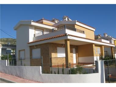 Townhouse for sale in Busot (Valencia)