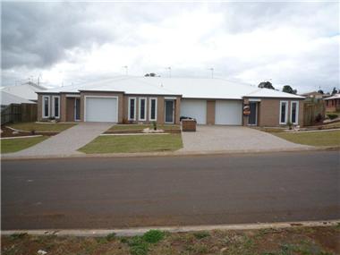 Duplex_semidetached for sale in Toowoomba (Queensland)