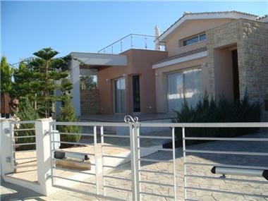 Villa for sale in Latchi (Paphos)