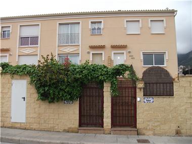 Town House for sale in Polop (Valencia)