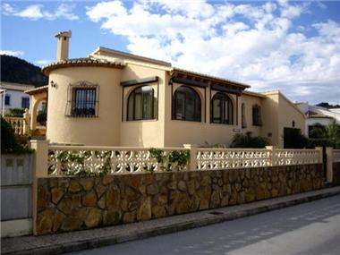 Villa for sale in Orba (Valencia)