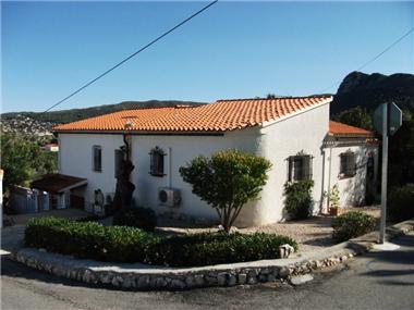 Villa for sale in Orba (Valencia)