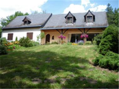 House for sale in Les Rosiers-sur-Loire (Region Pays de la Loire)