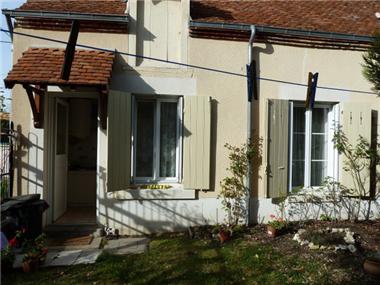 Cottage for sale in Chabris (Region Centre)