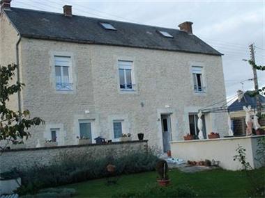 House for sale in Mezidon-Canon