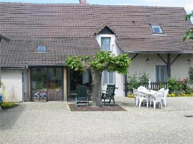 House for sale in Dun-le-Poelier (Region Centre)