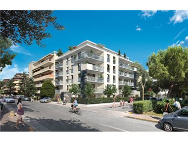 Apartment       for sale in Juan-les-Pins (Provence-Alpes-Cote d'Azur)