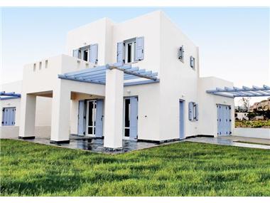 Villa for sale in Monolithos (Pirai�s Nom�s)