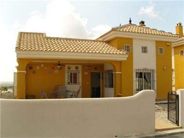 Villa for sale in Los Montesinos (Valencia)
