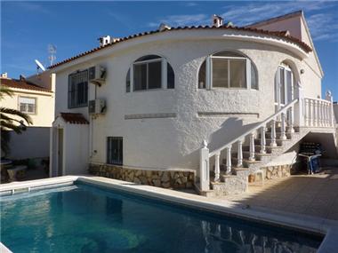 Villa for sale in Benijofar (Valencia)