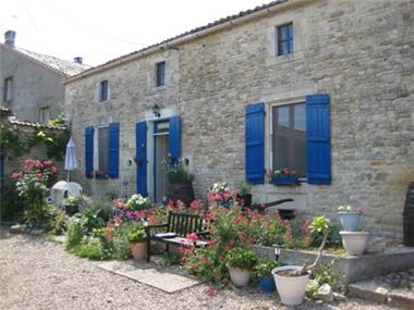 House for sale in Chef-Boutonne (Poitou-Charentes)