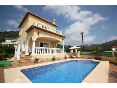 Villa for sale in Sagra (Valencia)