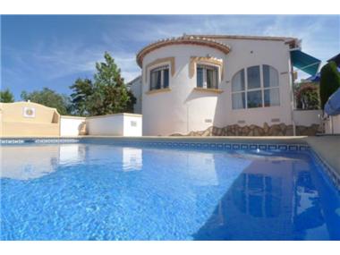 Villa for sale in Rafol de Almunia (Valencia)