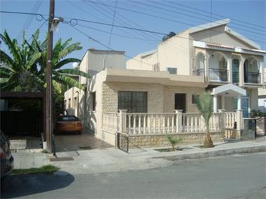 Semi House for sale in Larnaca (Larnaca)