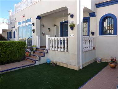 Quad-villa for sale in Daya Vieja (Valencia)