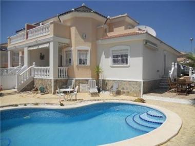 Semi-detached for sale in San Miguel de Salinas (Valencia)