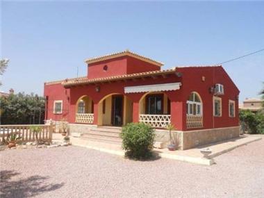 Villa for sale in Catral (Valencia)