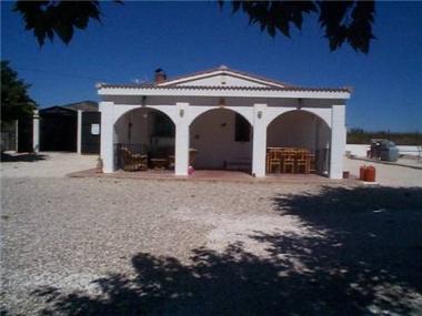 Townhouse for sale in Sax (Valencia)
