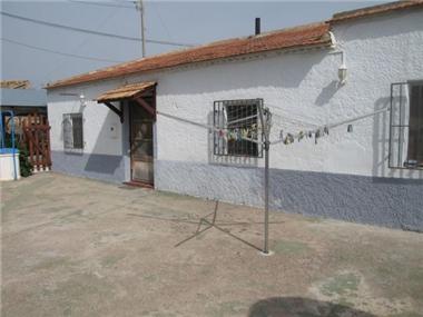 Finca for sale in Torre-Pacheco (Murcia)