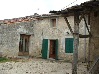 Cottage for sale in Nere (Poitou-Charentes)
