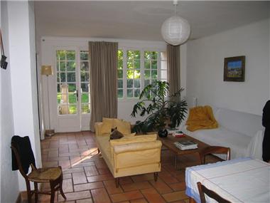 House for sale in La Tour-d'Aigues