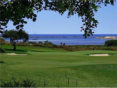 Land for sale in Telheiro (Faro)