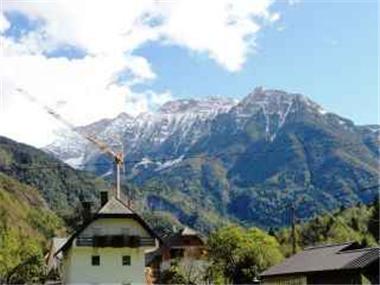 Apartment for sale in Soca (Obcina [historical] Hodo� �alovci)