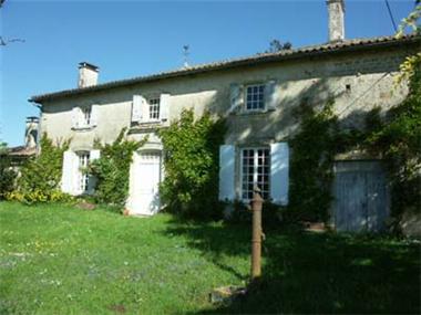 Logis for sale in Melle (Poitou-Charentes)