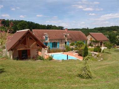Stone House for sale in Brive-la-Gaillarde (Region Limousin)