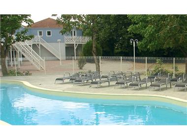 House/villa for sale in Marans (Poitou-Charentes)
