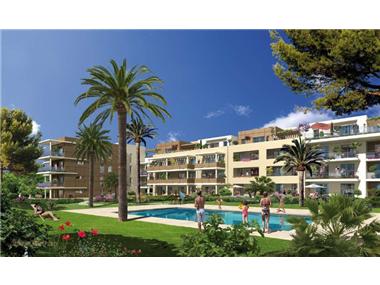 House/villa for sale in Saint-Raphael (Provence-Alpes-Cote d'Azur)
