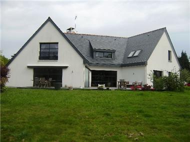 House for sale in Clohars-Fouesnant (Brittany)