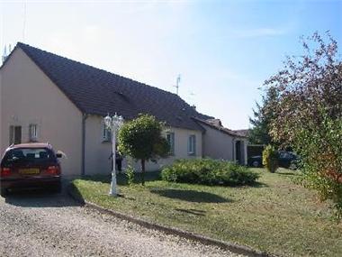 House for sale in Villefranche-sur-Cher (Region Centre)