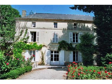 House for sale in Doue-la-Fontaine (Region Pays de la Loire)